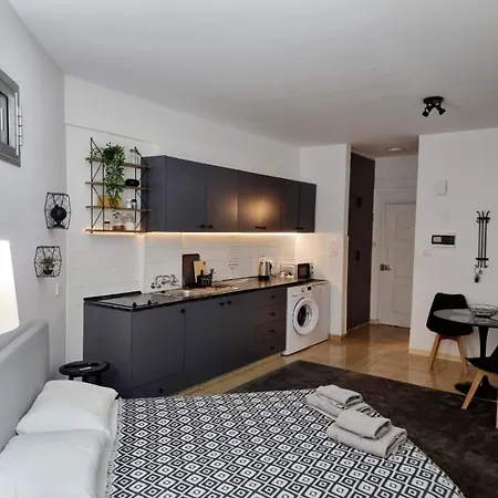 Paradise Garden Sweet Apartment *