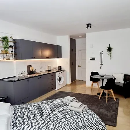 Apartment Paradise Garden Sweet Limassol